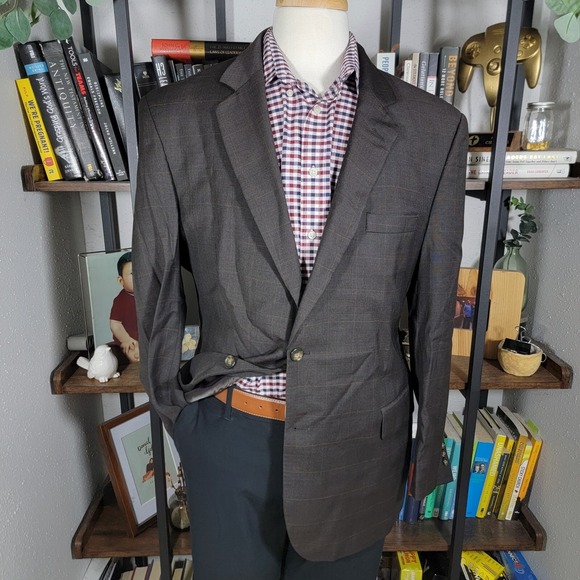 Jos. A. Bank Other - Jos A Bank Men's Sport Coat Blazer Two‎ Button Brown Plaid Wool Size 44R